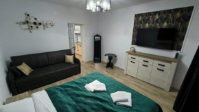 Salin Gold Apartment